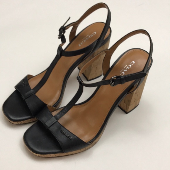 Coach Shoes - SALE Women’s coach heals 8